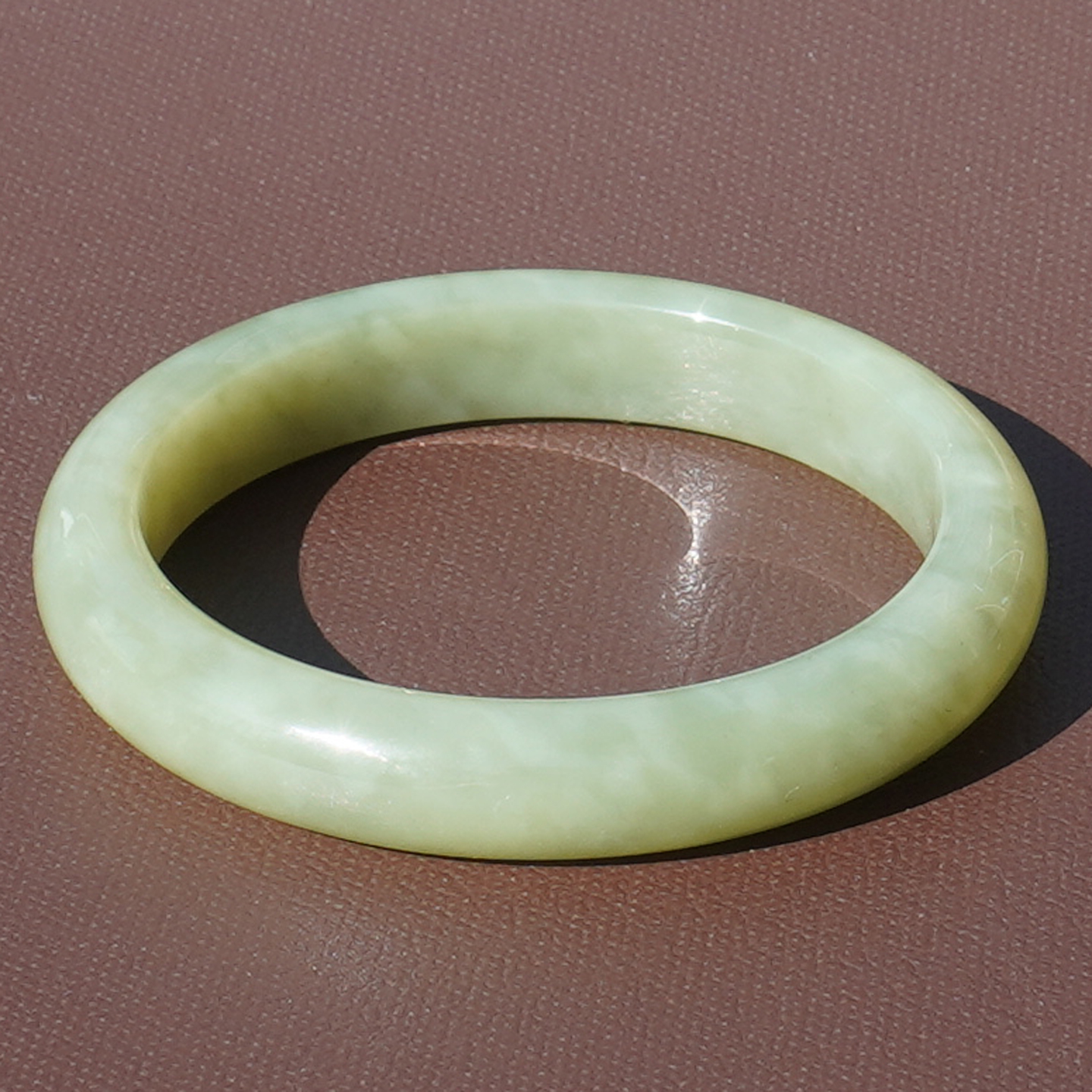 新疆若羌名品细腻油润青黄口手镯