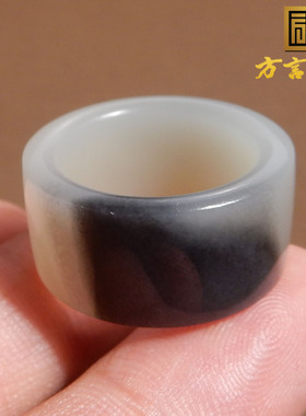 亏麻了方言和田玉精品新疆黑白分明意境青花籽料16mm戒指扳指w1