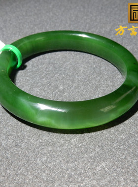 爆火了方言和田玉俄罗斯辣绿色带冰底碧玉内径58mm精美女士手镯O8
