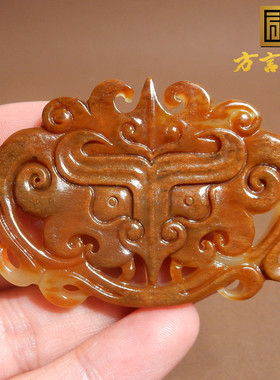 吴春强大师作品老熟如酥粟子黄色黄玉籽料带玉种仿古兽面吊坠w1