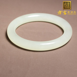 捡大漏仅2980元爆亏回馈和田玉青海料细腻温润淡晴水色56mm手镯A6