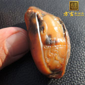 方言巨漏一款 三证罕见珍稀黄色名品鸡油黄色黄玉籽料挂件吊坠子R