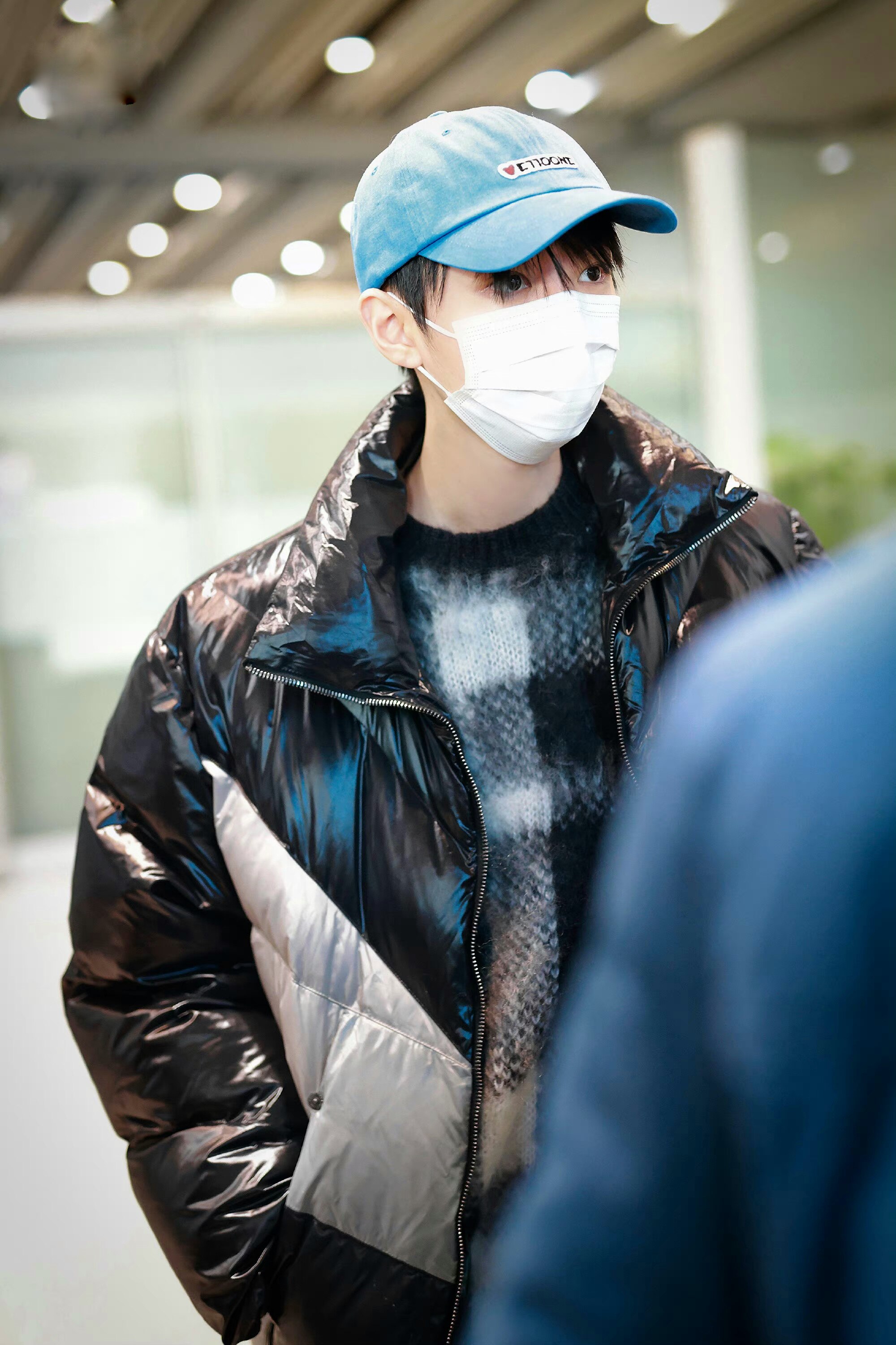 大脸猫现货Neil Barrett 王俊凯同款拼色男女款羽绒服PBSP029CVT