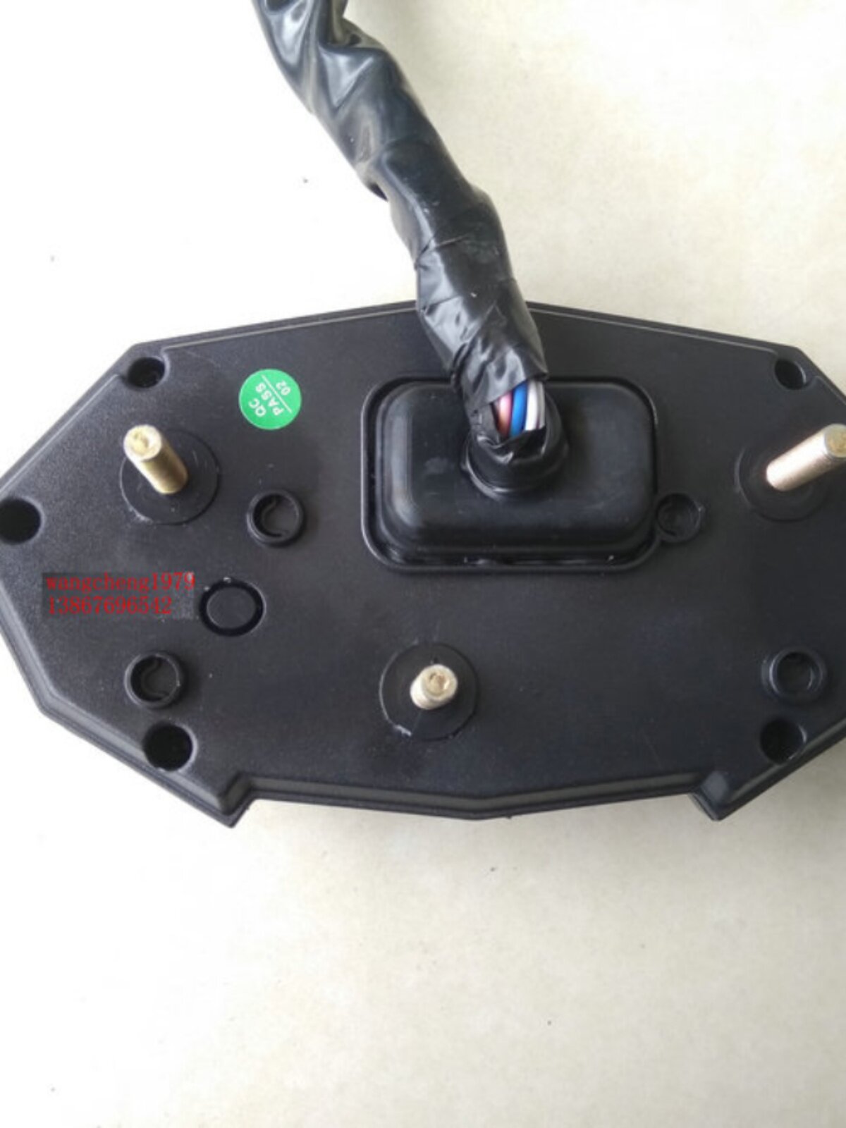 川崎z1000摩托裸把车改装液晶仪表急速299码1-6档转速水温表