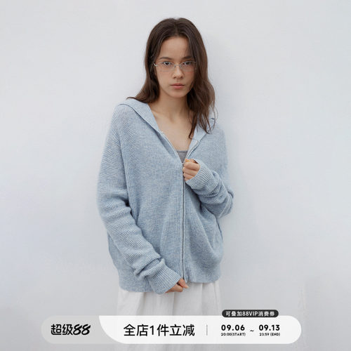 花纱华夫格纹理连帽羊毛针织衫