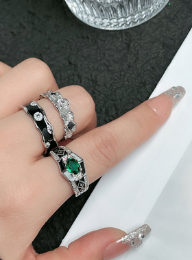 新款宫廷风高级感气质开口戒指女中性风仿祖母绿轻奢百搭朋克指环