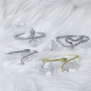 高级感小众设计冷淡风龙形手镯女轻奢精致时尚气质蛇手环潮酷配饰