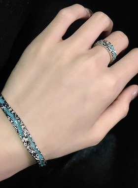 小众设计感法式开口手镯不规则褶皱纹理金属珐琅青蓝色滴胶手环女