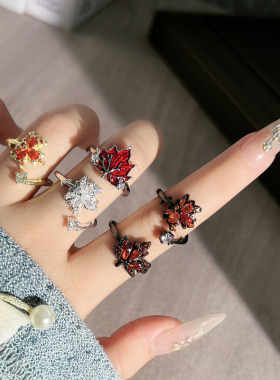 枫林映霞秋冬氛围感红色枫叶时尚戒指女复古轻奢高级感百搭指环潮