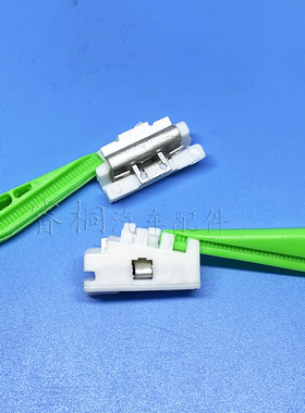 适用梅德赛斯 奔驰W202 W124 W201汽车车顶固定夹饰板护板卡扣