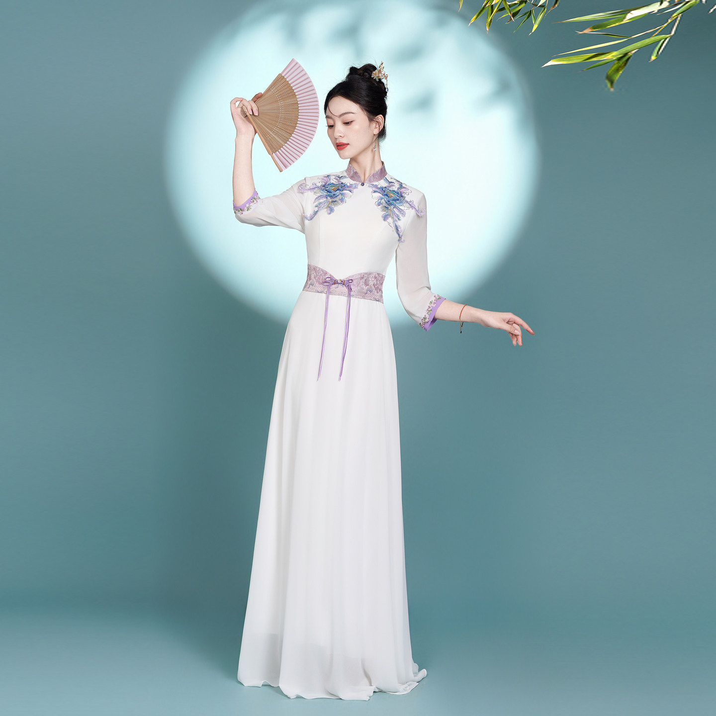 新中式旗袍礼服显瘦长裙合唱伞舞