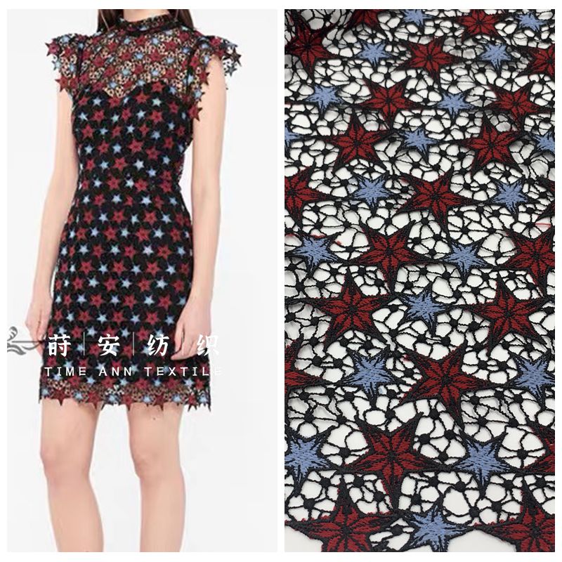 酒红色五角星镂空蕾丝布料连衣裙