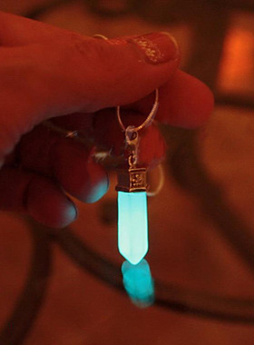 精致真正水晶石英镀银帽夜光项链