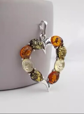 加拿大代购Necklace㊣ 手作优雅天然波罗海琥珀镶嵌纯银爱心吊坠