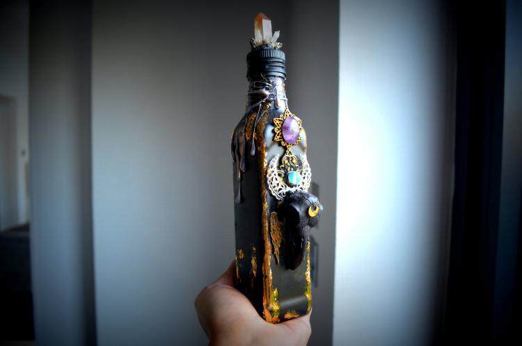 英国代购Bottle◇手作复古乌鸦石英晶体黄铁矿月亮紫水晶瓶子摆件