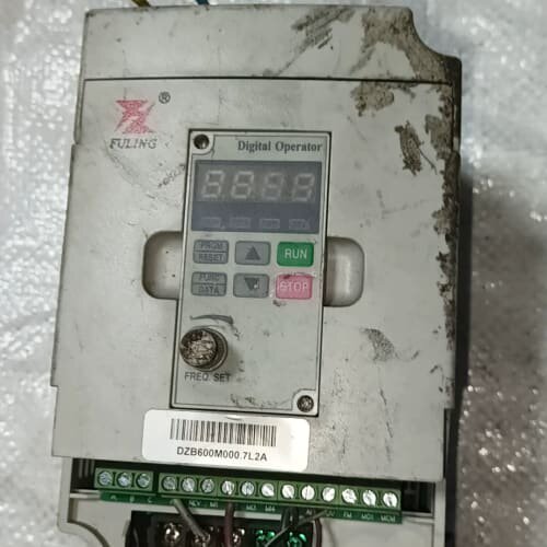 议价富凌变频器拆机DZB600M007L2A，，上电