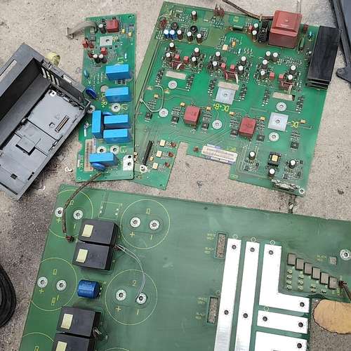 议价440 2ud37  拆机板子一套，有意私聊，无修。