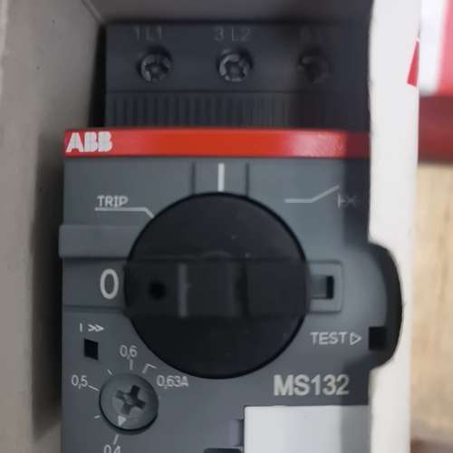 议价ABB电动机保护器MS132-0.63A全新处理