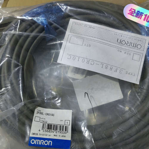 议价全新延长线，带接头缆3F88L-CR010C