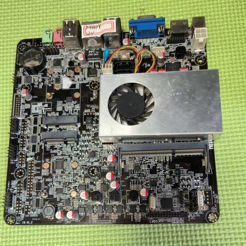 议价I7-4610Y 小主板  ITX 17*17  USB3.