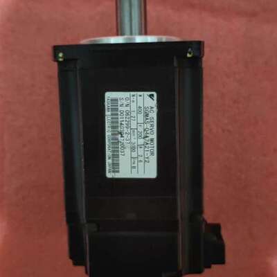 安川伺服电机SGMAS-04A2A21-Y2，02A2A21