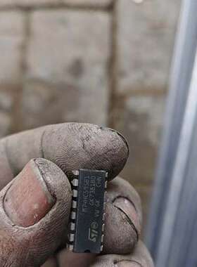 议价M74HC595B1 散新  直插