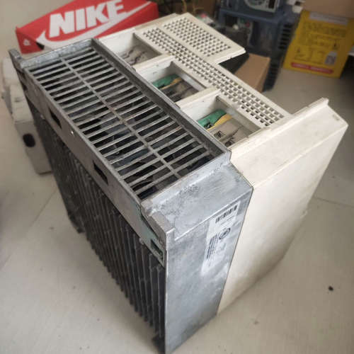 议价科比f5变频器18.5kw 17F5A1H-YUC2