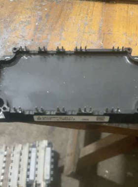 议价三菱CM100MXUC-24T1模块，原装拆机，型号T8