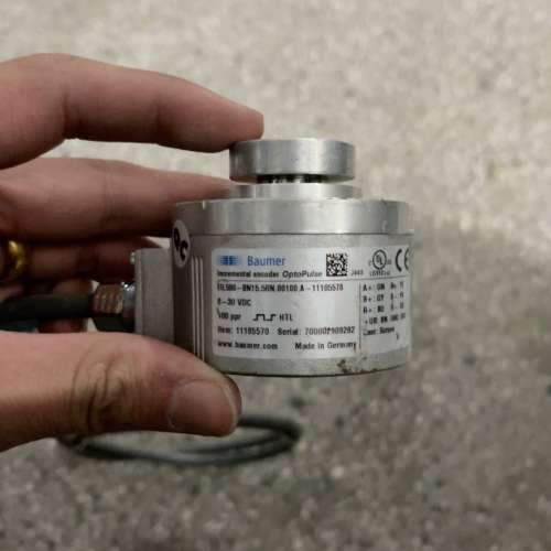 议价瑞士Baumer堡盟编码器EIL580-BN15.5RN.0