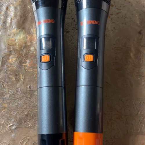 议价特美声无线话筒一对 成色很新 正常使用 看好下单