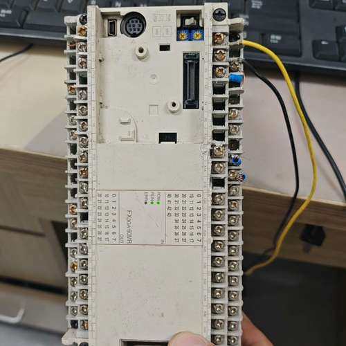 议价三菱plc 编程器FX3GA-60MT-CM，，货场