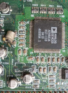 议价AD9883A   拆机剪板