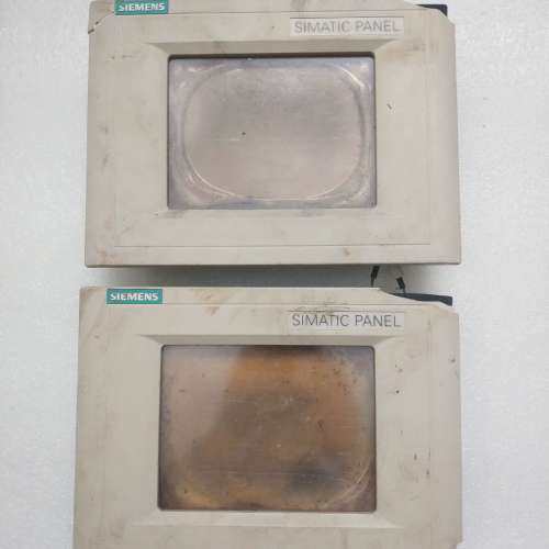 议价触摸屏6AV6 545-0BA15-2AX0，外观如图