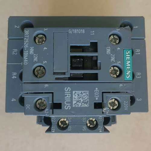 议价交流接触器电压220伏，型号3 RT2526-1BM4