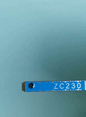 议价小金井磁性开关ZC230，全新未使用，蓝色外壳，型号清晰可见