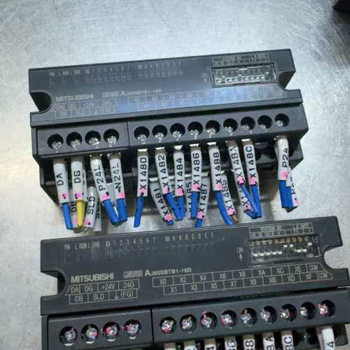 议价三菱AJ65SBTB1-16D远程模块，拆机件成色好，功能