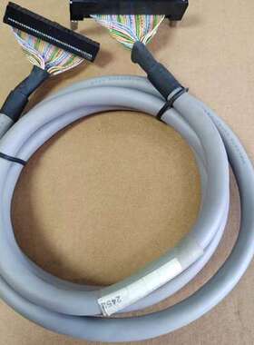 议价XW2Z-150B 原装PLC连接线，二手拆机，功能