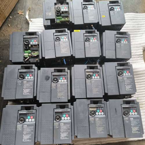 议价三菱变频器FR-E740-1.5K-CHT功率1.5千瓦有8