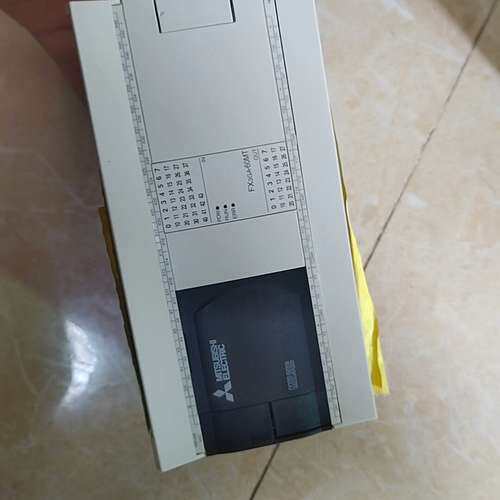 议价PLC，FX3GA-60MT。成色充新，原装正品，功能完