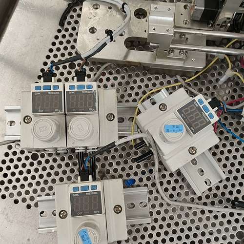 议价SMC数字压力显示表集装式减压阀ISE35-R-25-M