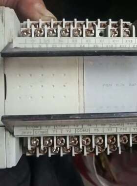 议价LX3V-1412MT-A,维控PLC，实物照片，原装无