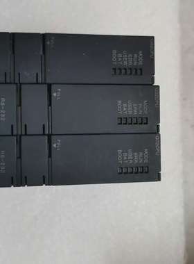 议价三菱   Q02CPU   二手拆机   成色如图  ，功能