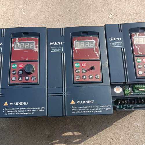 议价易能EDS1000 3.7/5.5KW  拆机功能好，成色