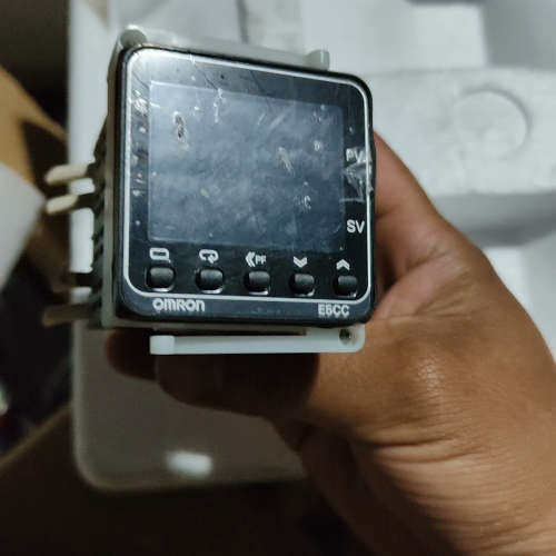 议价拆机温控器E5CC-Q2ASM-001具体看图