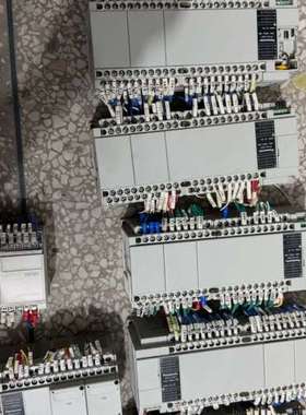 议价FP-XH C60T PLC控制器，型号AFPXHC60