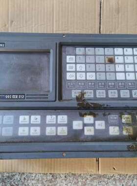 议价广数系统928TE2，二手物品，成色如图，，通电显示