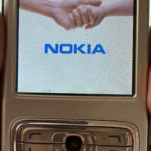 议价诺基亚N73 可以正常开机，没有充电器。