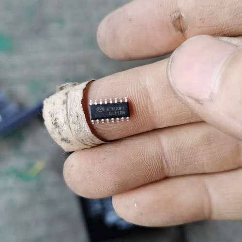 议价全新：BF7612CM16   50个，58