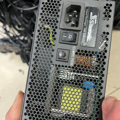 议价充新 海韵FOCUS GX-1000 电源图片