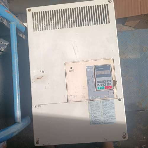 议价安川变频器a1000 55/75kw 拆机功能好，成色如图